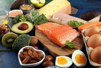 Dietas ricas em proteína ajudam a perder peso e ganhar massa muscular