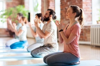 Exercícios físicos, yoga e meditação ajudam a dormir melhor